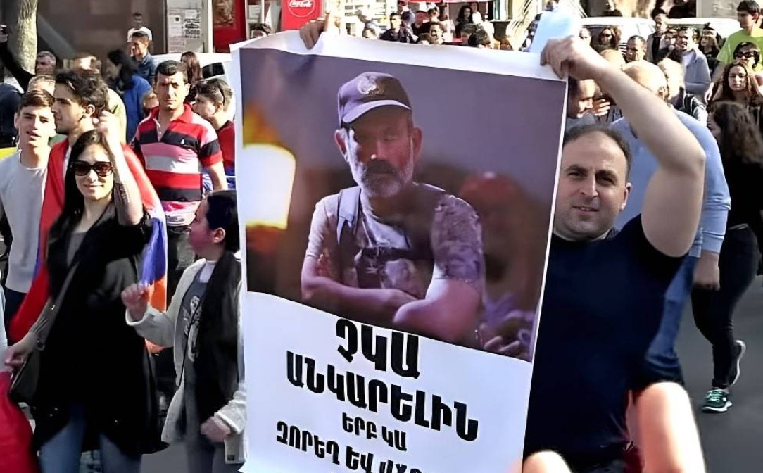 Почему-Армения-идет-по-украинскому-пути-самоуничтожения