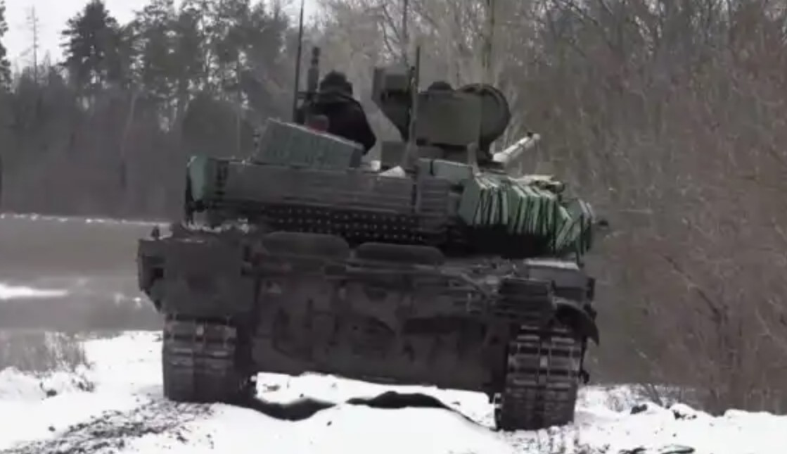 Русские-или-сошли-с-ума,-или-что-то-не-договаривают:-Русские-танки-стали-загадкой-для-НАТО